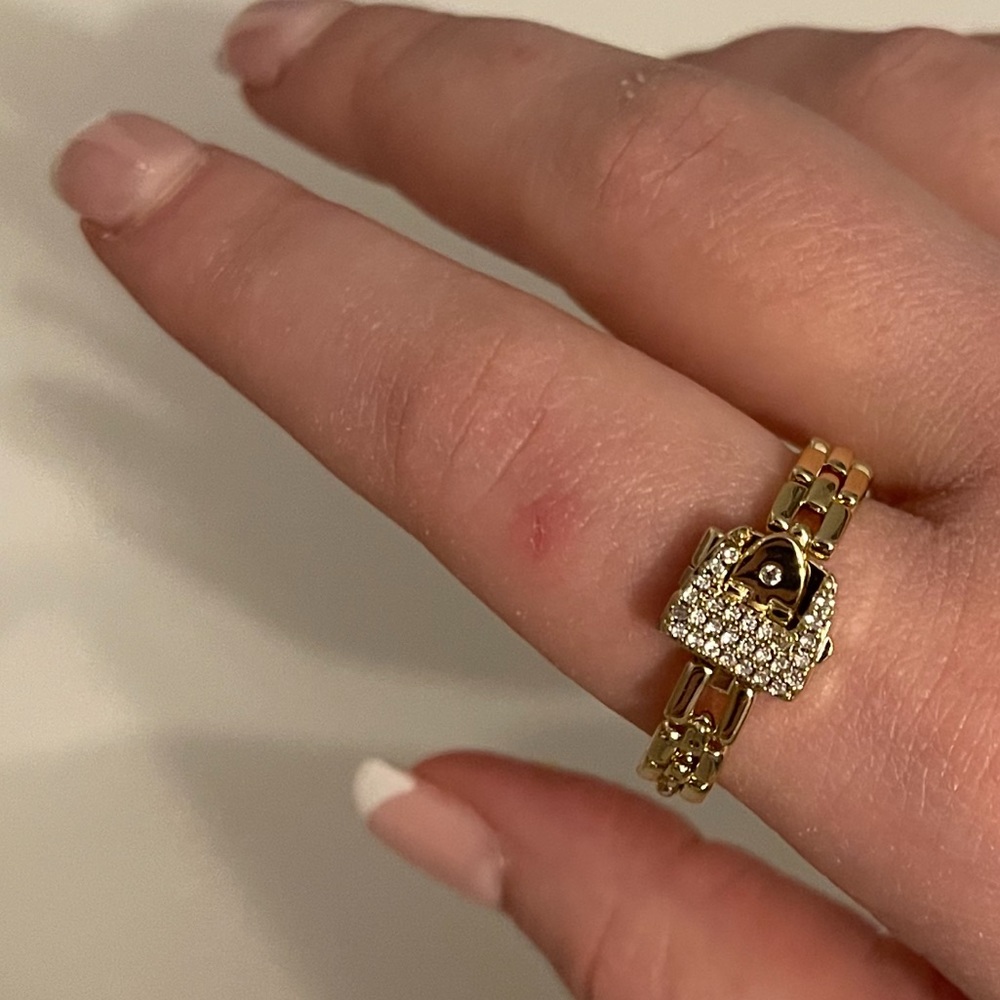 Unique ring - Picture 7 of 12